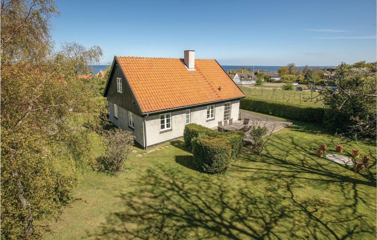 4 Bedroom Awesome Home In Gudhjem Eksteriør bilde